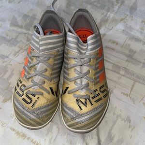 Indoor soccer sneakers